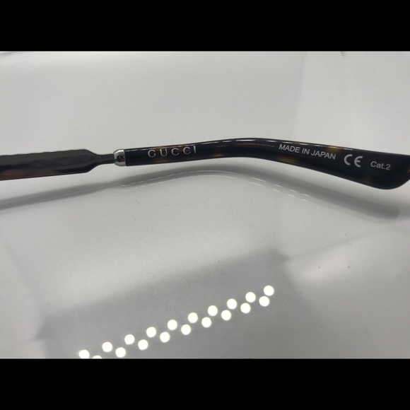 Gucci 0077SK 001 - Picture 8 of 8